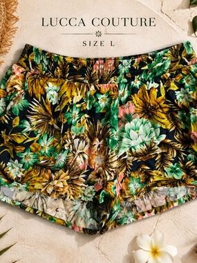 Lucca Couture Tropical Floral Print Elastic Waist Shorts Size L